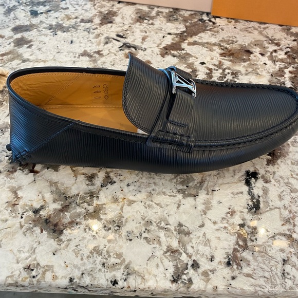 $989.00 !! LOUIS VUITTON MEN Men’s Louis Vuitton loafers